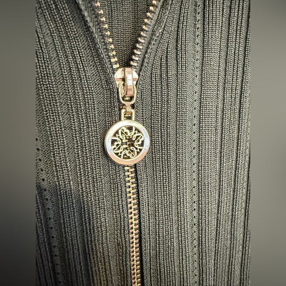 White House Black Market Rosemary Sage Green Zip Rib Halter Sweater Tank Sz L - Picture 9 of 10